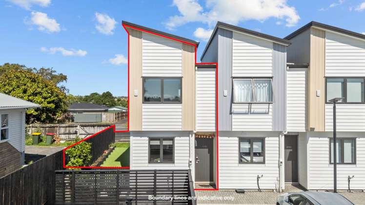 1/101 Botany Road Botany Downs_12