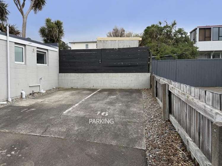 16/76 Freyberg Street Lyall Bay_11