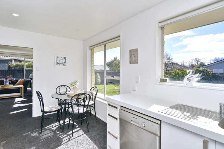 24a Greenock Street Redwood_4