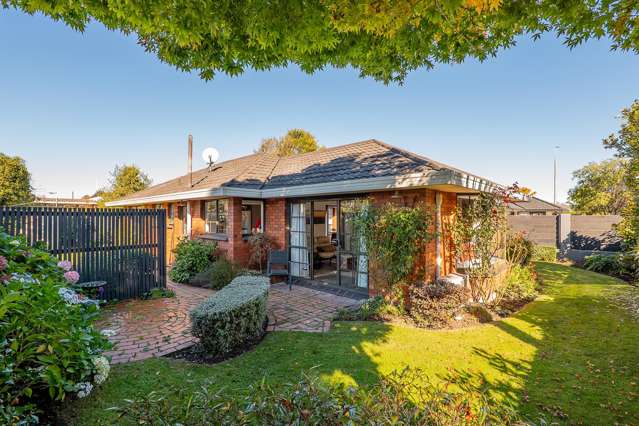 84B Memorial Avenue Fendalton_1