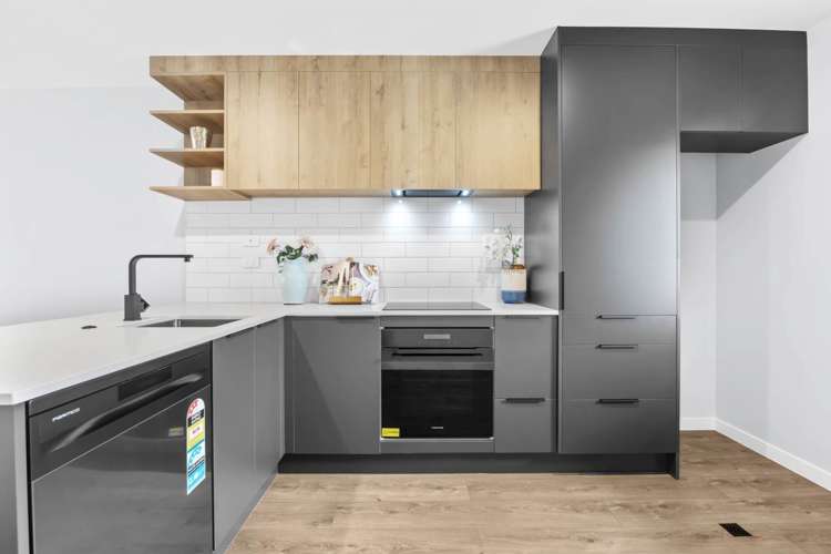 17 Paretaiuru Crescent_2