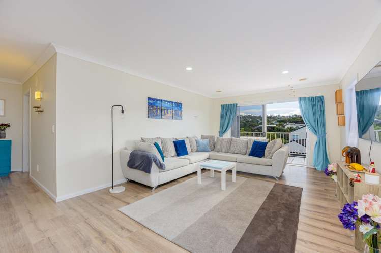 8 Greenway Rise Gulf Harbour_17