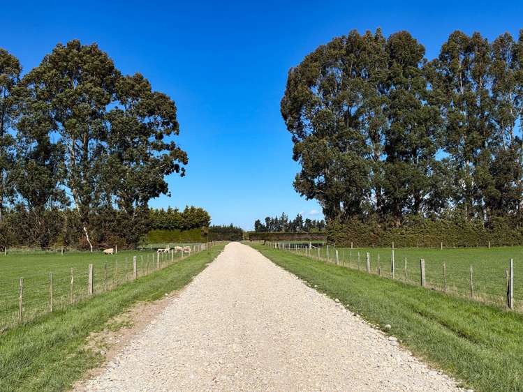 Riversdale-Ardlussa Road Riversdale_3