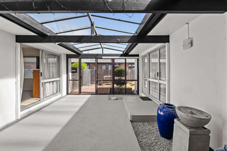 8 Woodham Drive Allenton_1