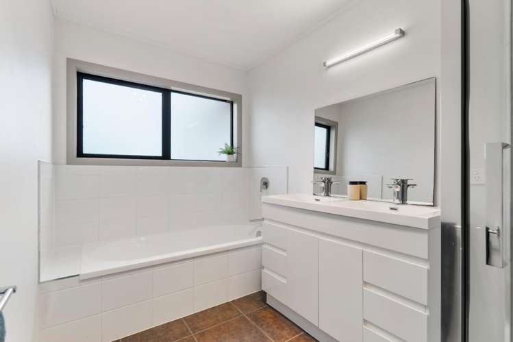 829 Chester Road Carterton_16