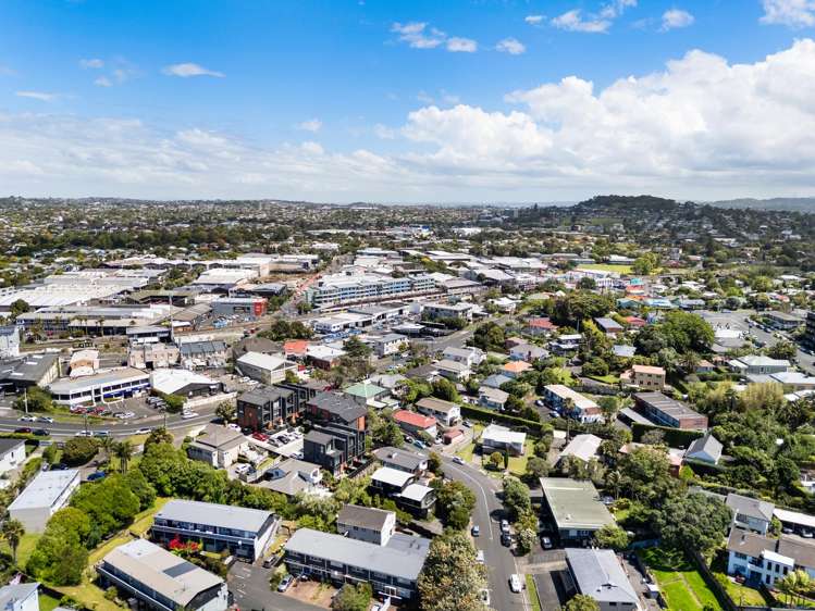 5 Don Croot Street Western Springs_42