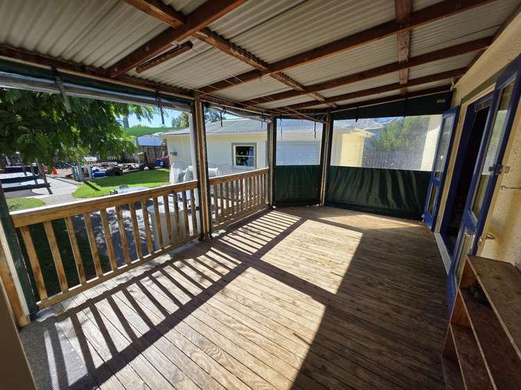 36 Victoria Street Carterton_9