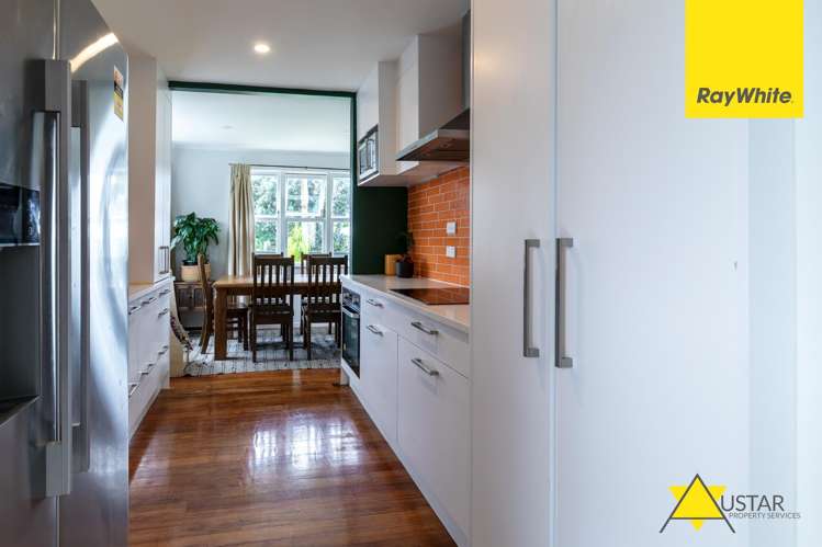 61a Cobham Crescent Kelston_4