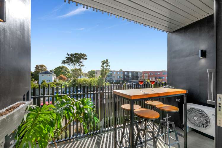 104/7e Hinaki Street Point England_7