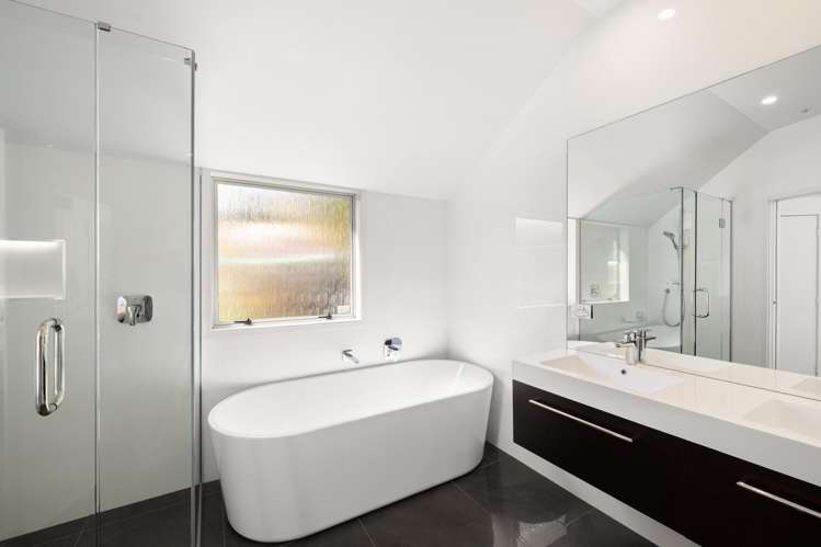 29 Whitby Road Britannia Heights_14