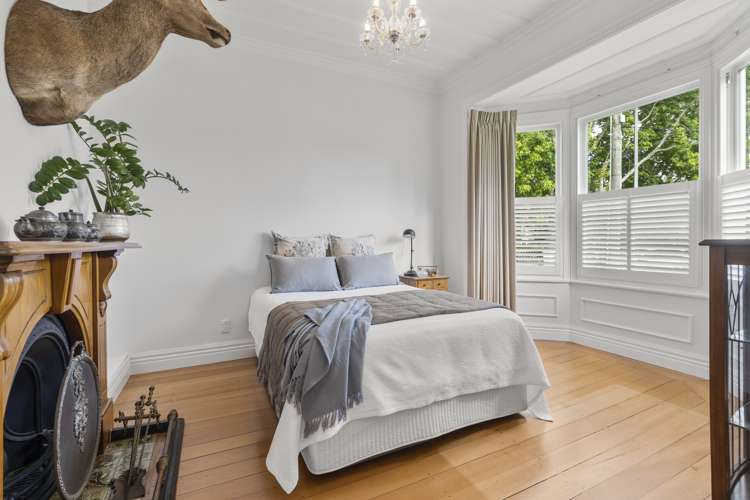 11 Ewen Alison Avenue Devonport_16