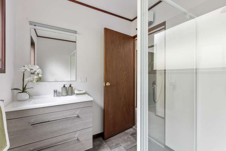 80 Marellen Drive Red Beach_12