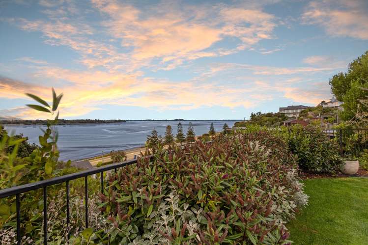 11 Te Awakura Terrace Mount Pleasant_33