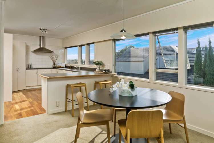 3/276 Hurstmere Road Takapuna_2