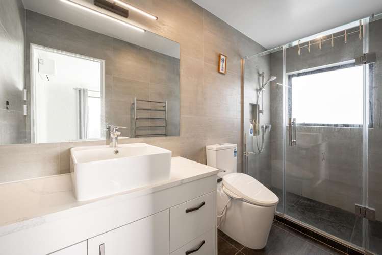 11 Whawhaki Road Beachlands_19