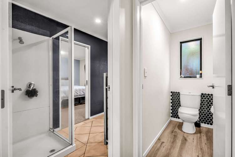 15 Otia Drive Richmond_9