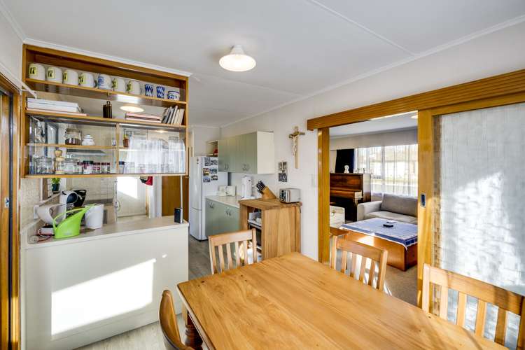 24 Robinson Crescent Tamatea_6