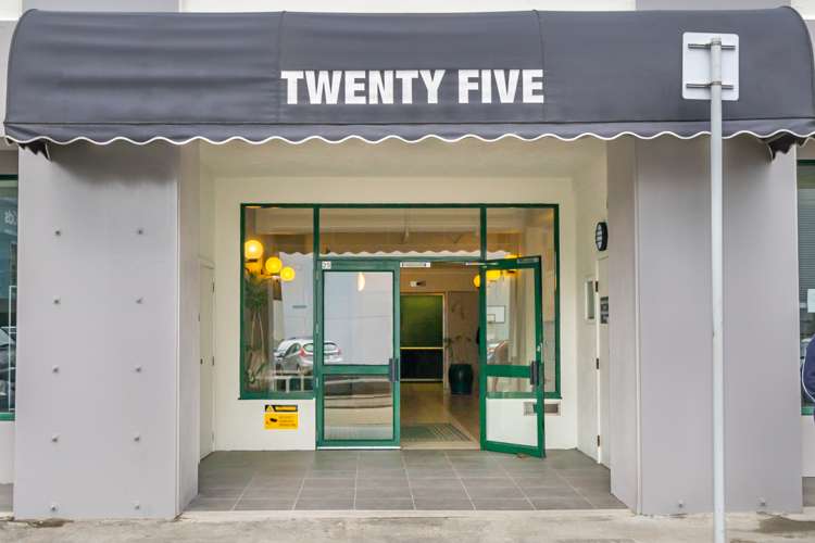 7/25 Tennyson Street Te Aro_16