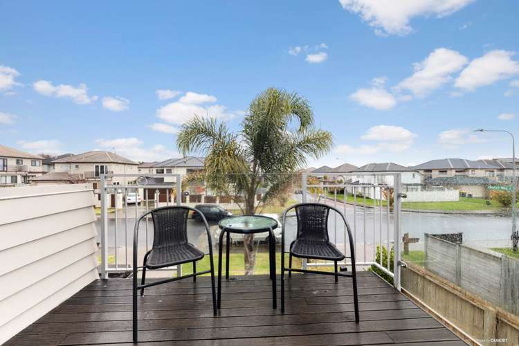 3 Bordeaux Parade Te Atatu South_11