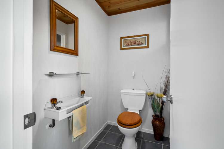 43 Springdale Grove Fitzherbert_17