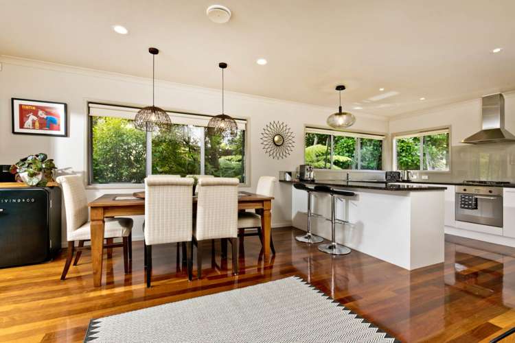 16 Shelter Drive Greenhithe_5