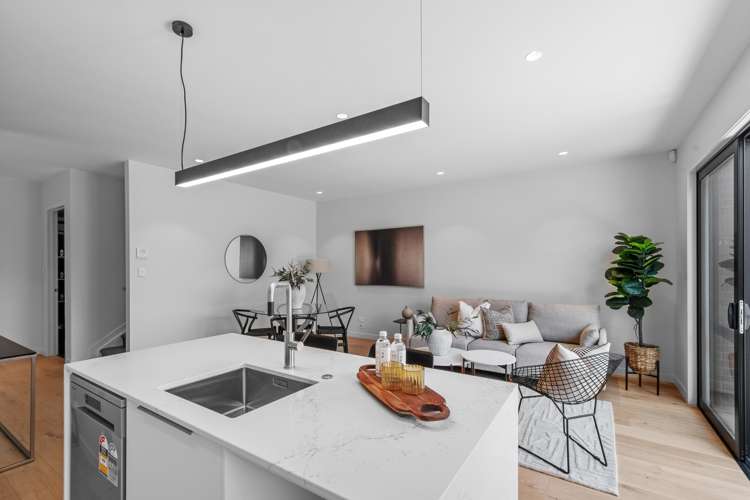 3 Sierra Pine Road Hobsonville_5