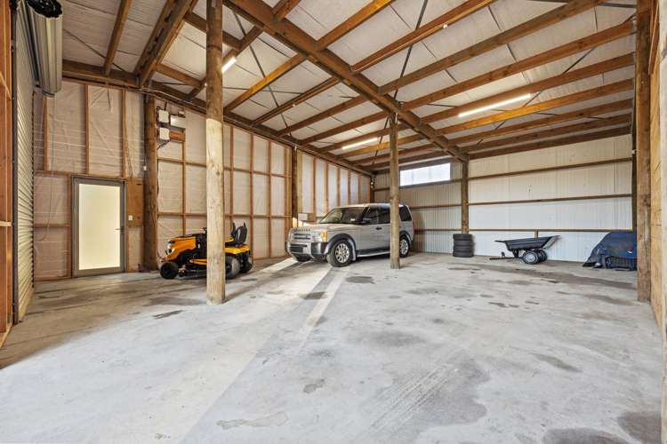 1591 Thongcaster Road Oxford_17