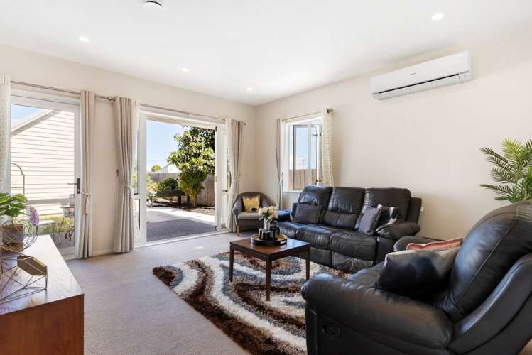 8 Saddleback Crescent Papakura_29