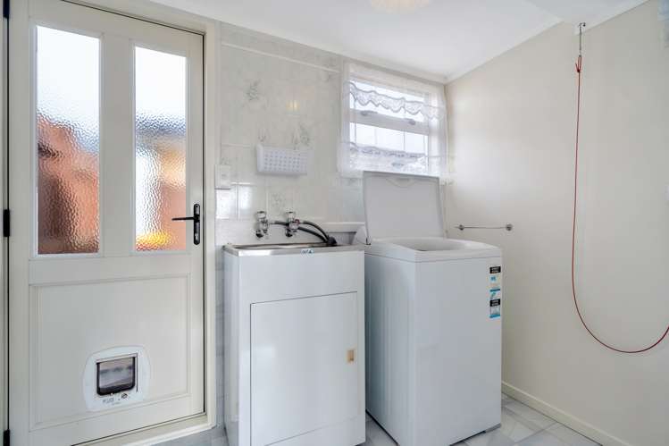 2/12 Tanoa Place Glendene_14