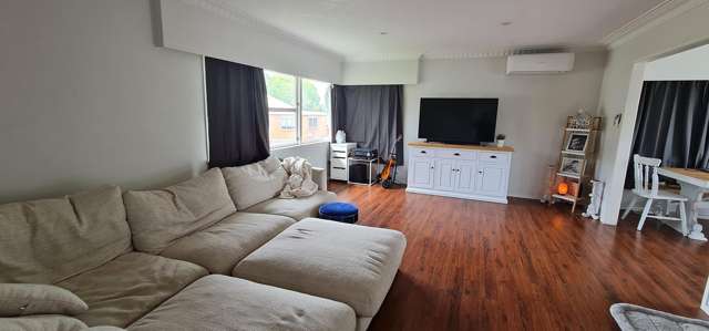 2 Woods Avenue Matua_1