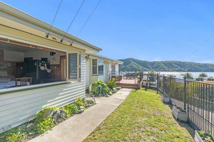 374A Waikawa Road Waikawa_30