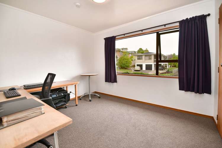 3 Higham Ferrers Place Red Beach_22