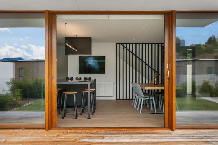 6 Fern Burn Close Wanaka_41