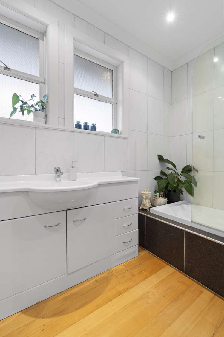 1/32 Gills Road Bucklands Beach_36