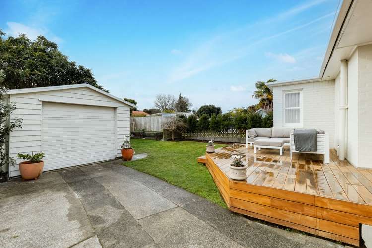 2 Plunket Terrace Hamilton East_22
