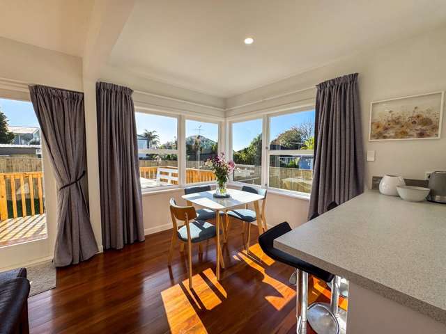 104 Chivalry Road 10878_2