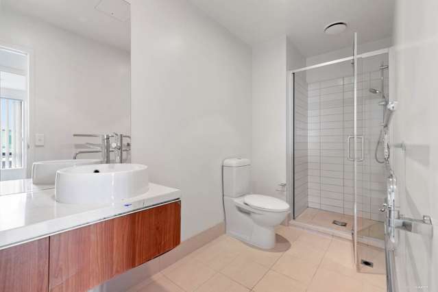 718/6 Dockside Lane Auckland Central_2