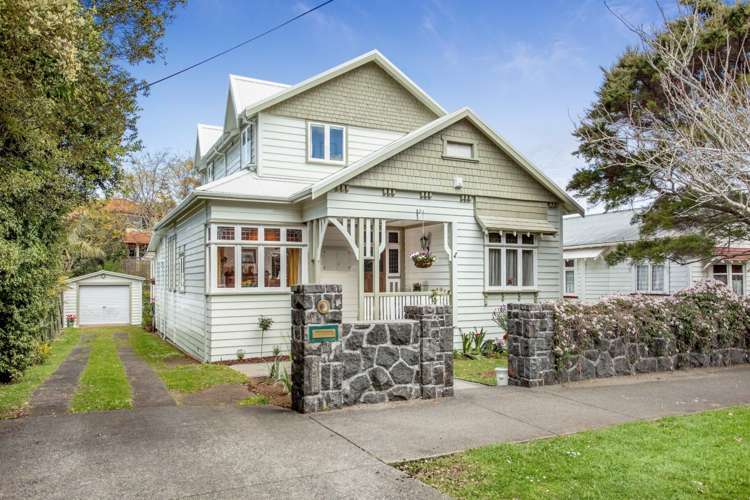 64 Ellerton Road Mount Eden_17