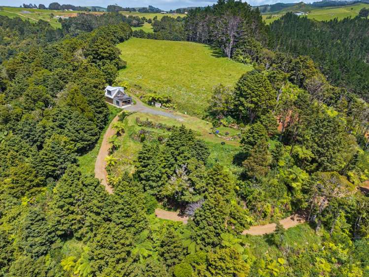 213 Peach Orchard Road Whakapara_3