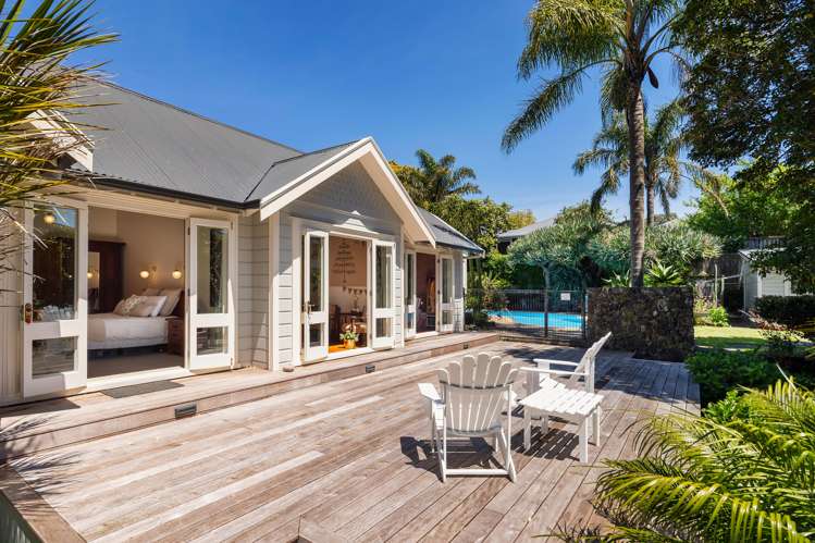 707 & 707B New North Road Mount Albert_5