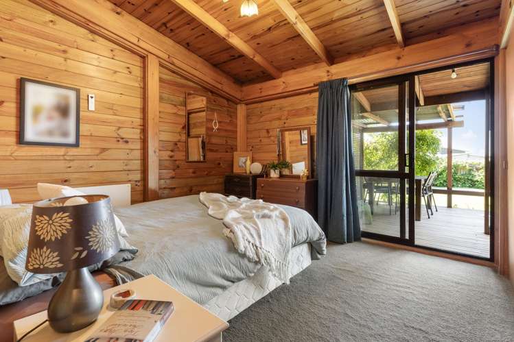 33 Hadley Wood Drive Wattle Downs_10