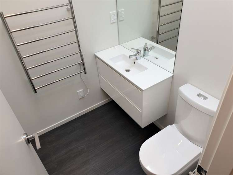 49 Mcgrath Way Taita_3