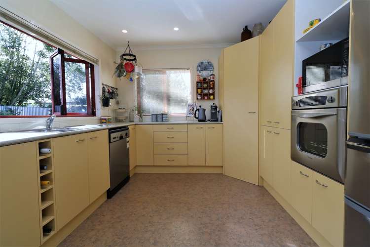 18a Fisher Place Carterton_7