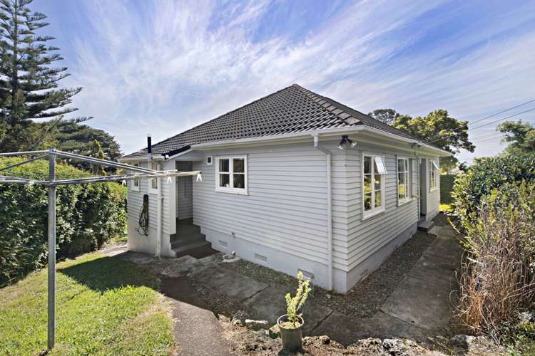 1 Simmonds Avenue Three Kings_3