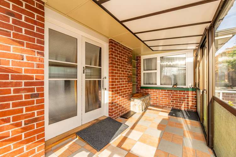 45 Grants Road Marchwiel_13