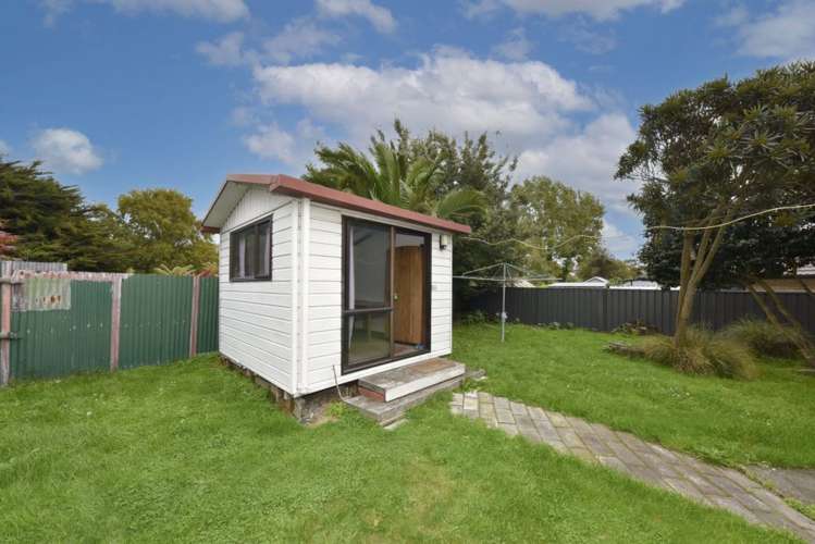 15 Haig Place Woolston_18
