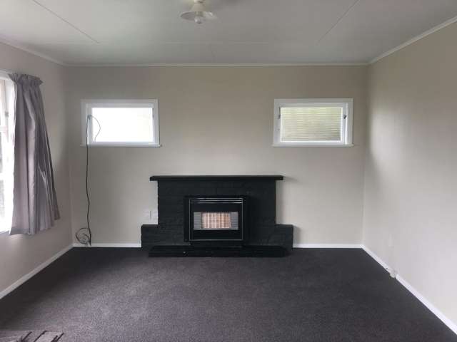 69 Long Melford Road Awapuni_2