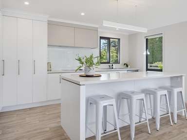 640 Esdaile Road_2