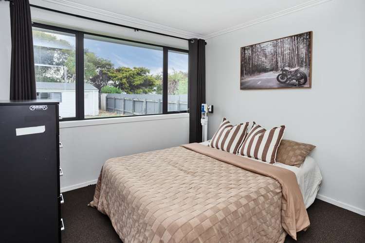 47 Conway Crescent Glengarry_9