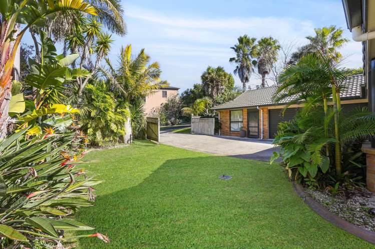 71 Regency Park Drive Gulf Harbour_17